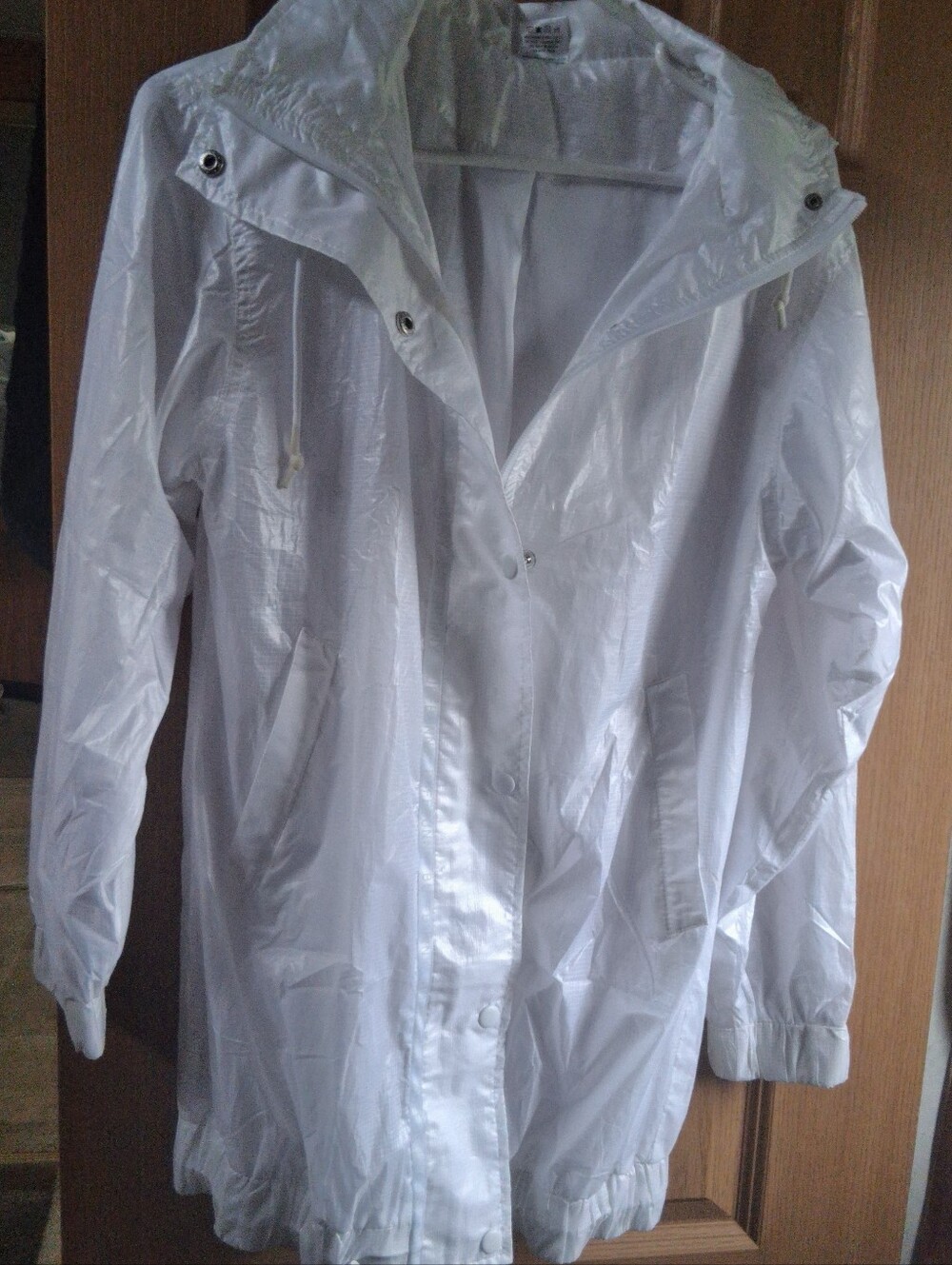 BuffBunny White Hooded Lightweight Windbreaker Raincoat